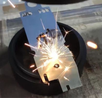 20W 30W 50W 100Watt kim loại thép không gỉ đồng Mopa sợi CNC Laser Marker